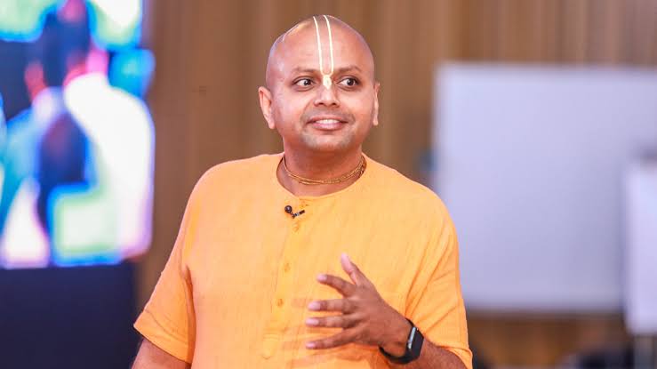Book/Hire Motivational Speaker Gaur Gopal Das For Corporate Events |  Engage4more