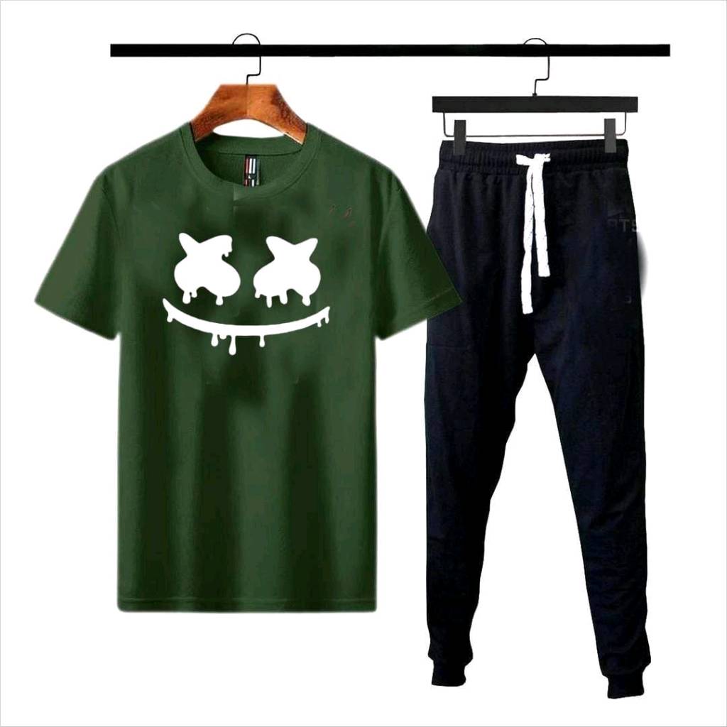 🏃‍♂️ Premium Men’s Tracksuit – Smile Face Print