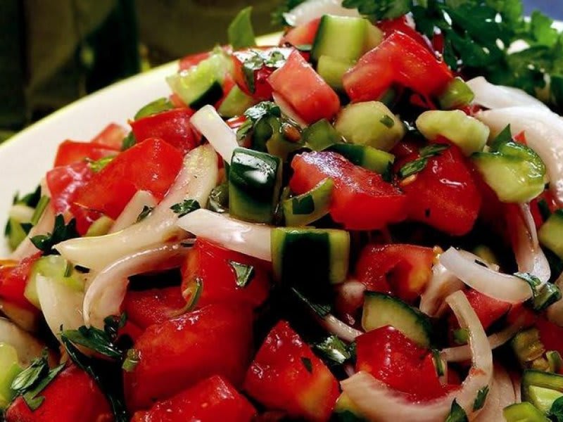 ÇOBAN SALATA