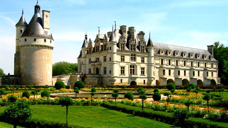 Best Day Trips from Paris in Fontainebleau