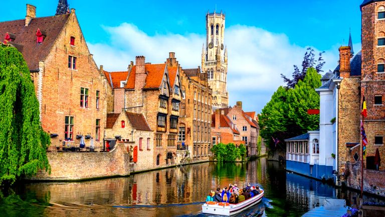 Best Day Trips from Paris in Bruges