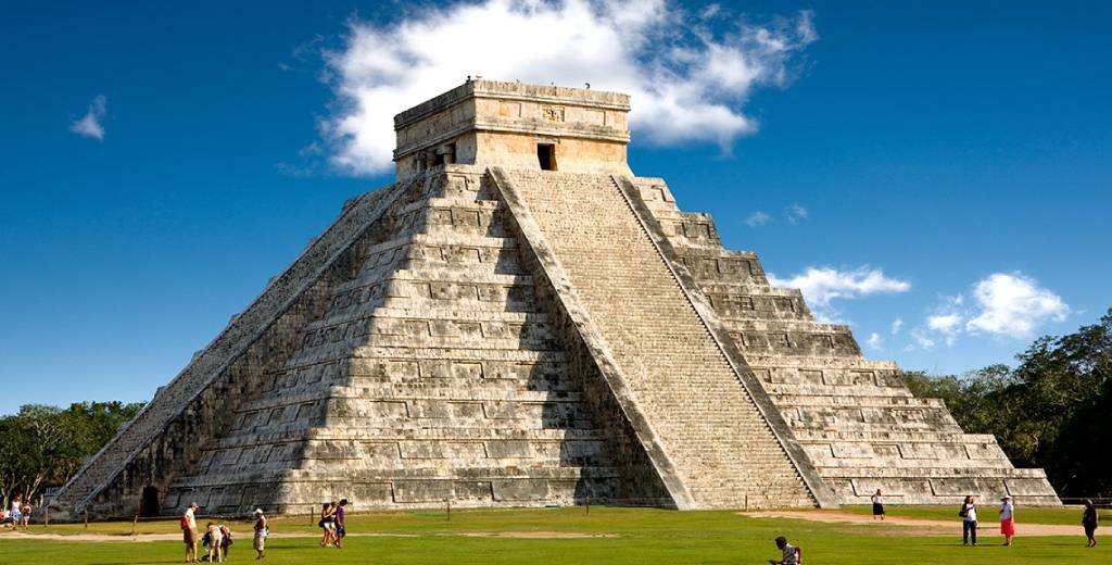 United Airlines Cancun Office in Mexico