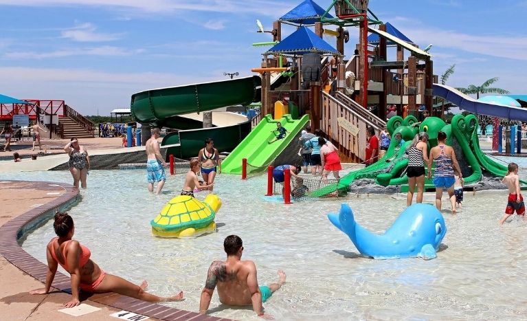 Castaway Cove Waterpark