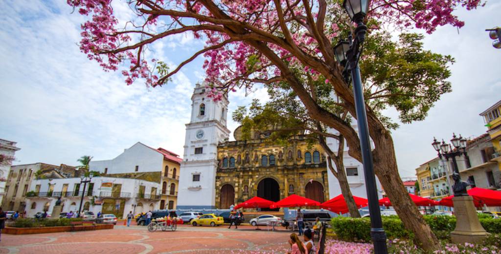 EVA Air Panama City Office