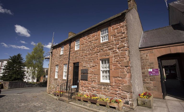 Robert Burns House