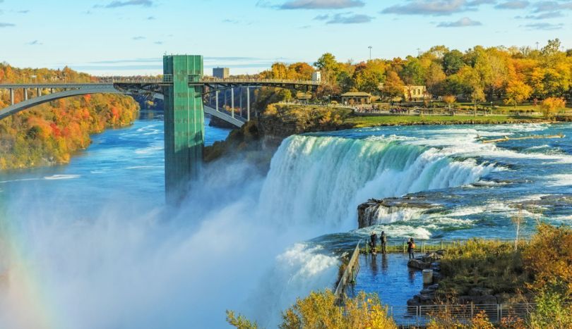 Best Places to Travel in October at Niagara Falls