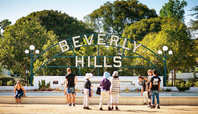 Explore Beverly Hills on foot