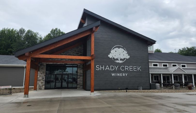 Things to Do in Michigan City, Shady Creek Winery