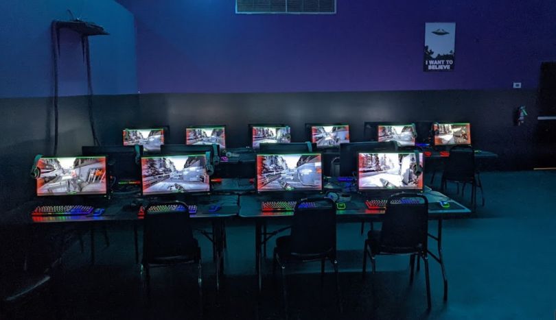 Enjoy Retro Games Arcade at Wayback’s Arcade