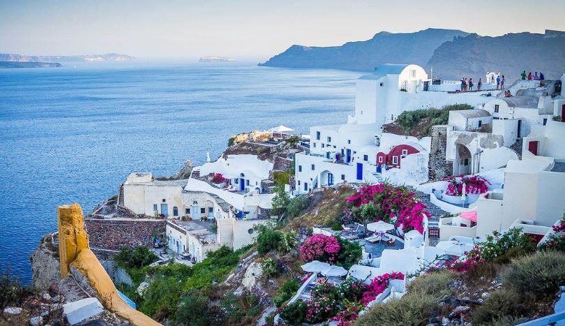 Best Time to Visit Greece, visiting Santorini