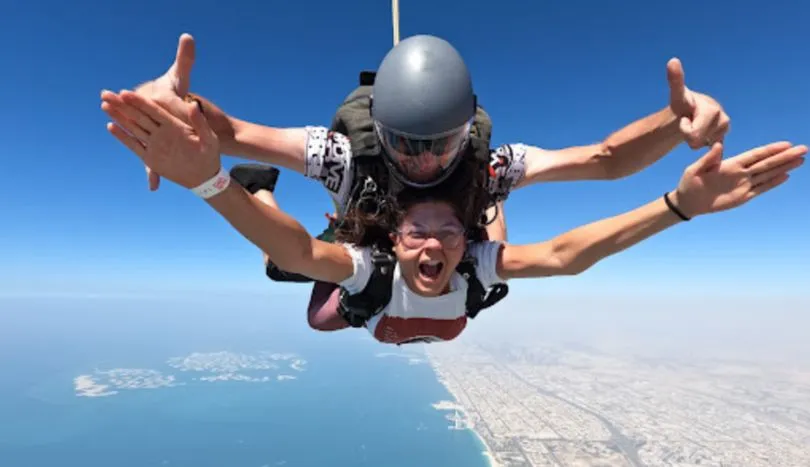 Best Time to Visit Dubai , skydiving