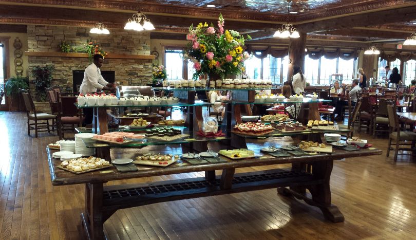 Dobyns Dining Room at the Keeter Center