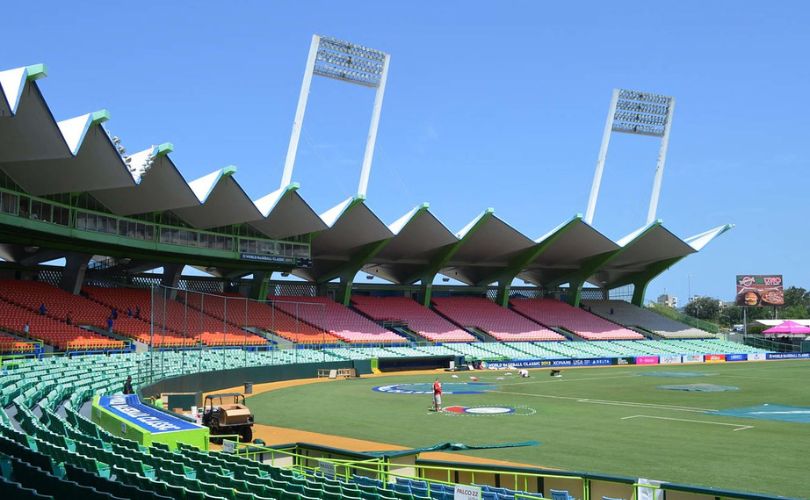 Best Time To Visit Puerto Rico, Hiram Bithorn Stadium in San Juan