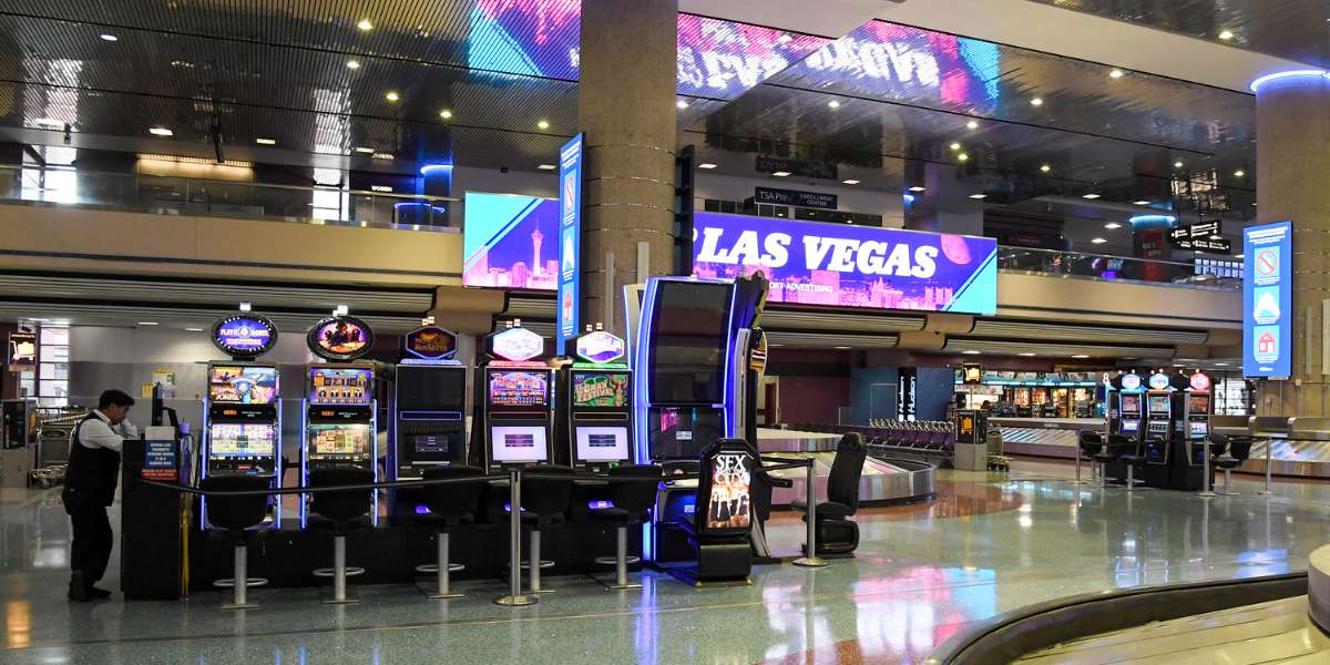 basic things to do on a layover at las vegas airport