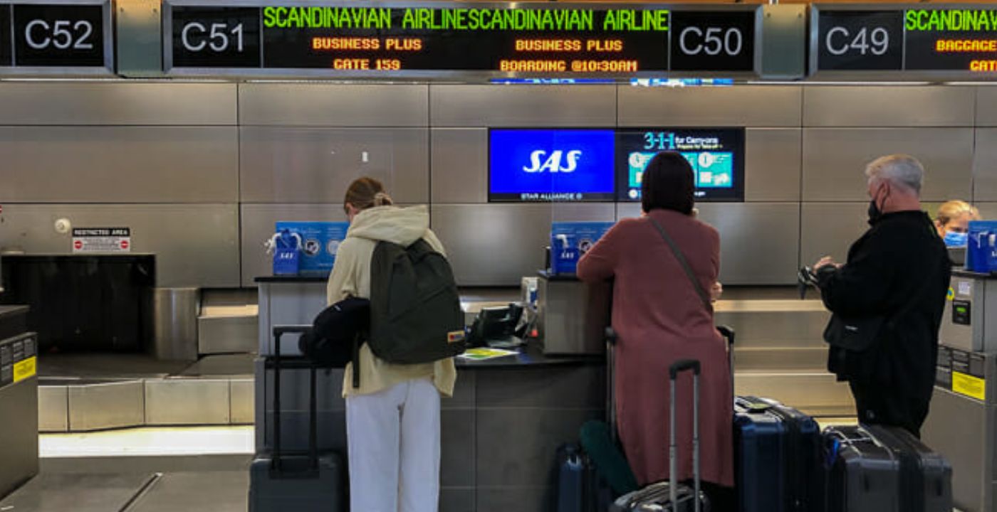 sas check in at the airport