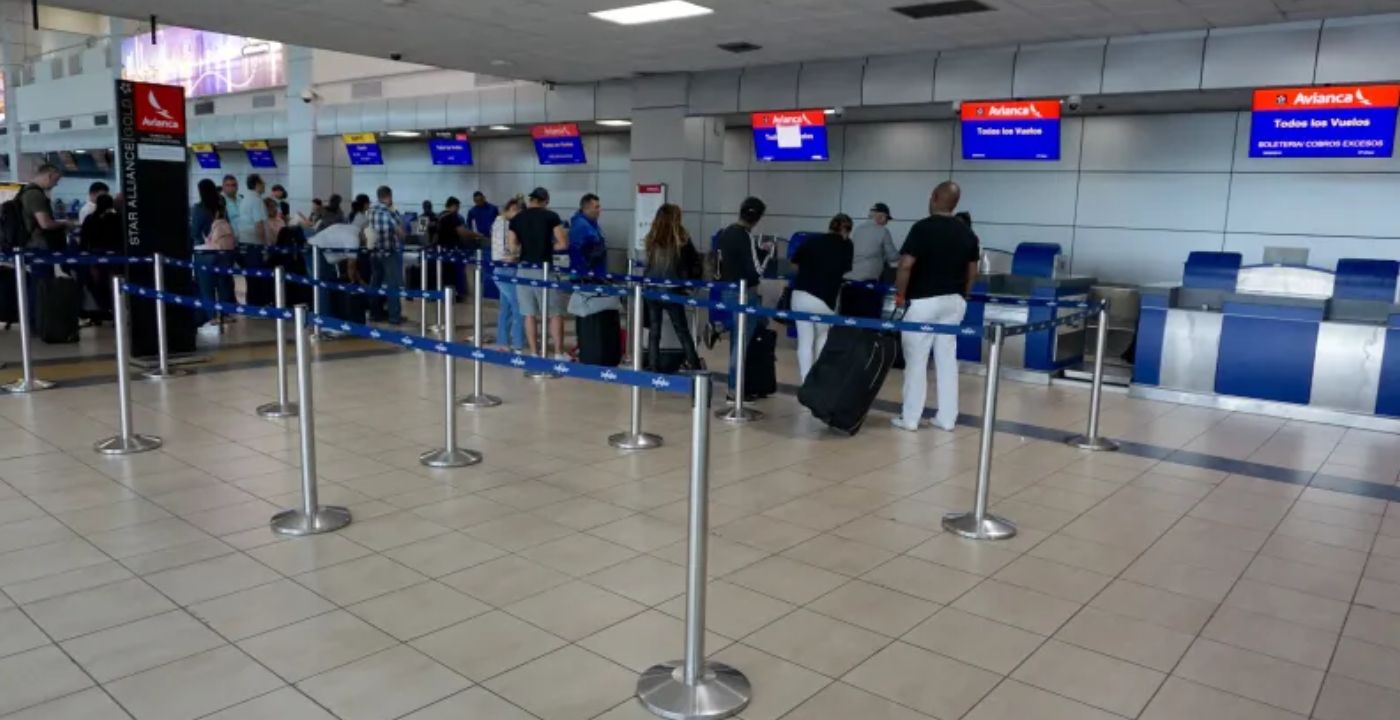 avianca check in at the airport