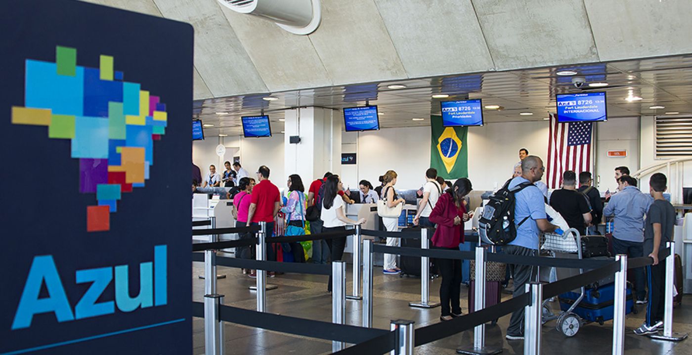 Check-In Azul at the Airport Counters