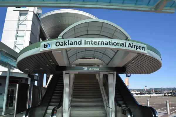 Oakland International Airport (OAK)