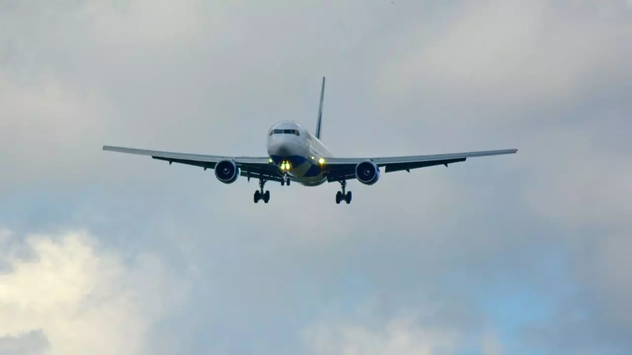 Allegiant Air SNA Terminal John Wayne Airport +18664630405