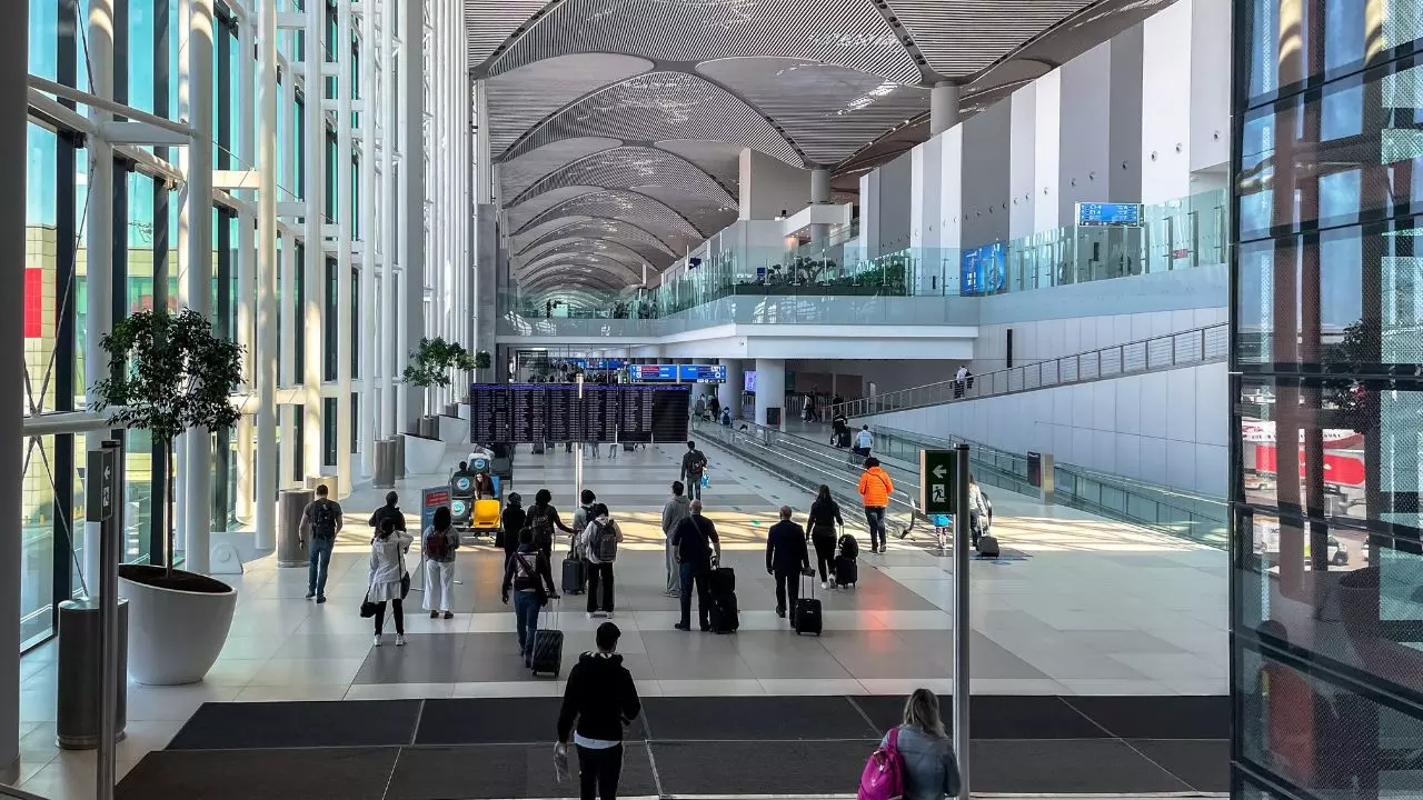 Condor Airlines PHX Terminal - Phoenix Sky Harbor Intl. Airport