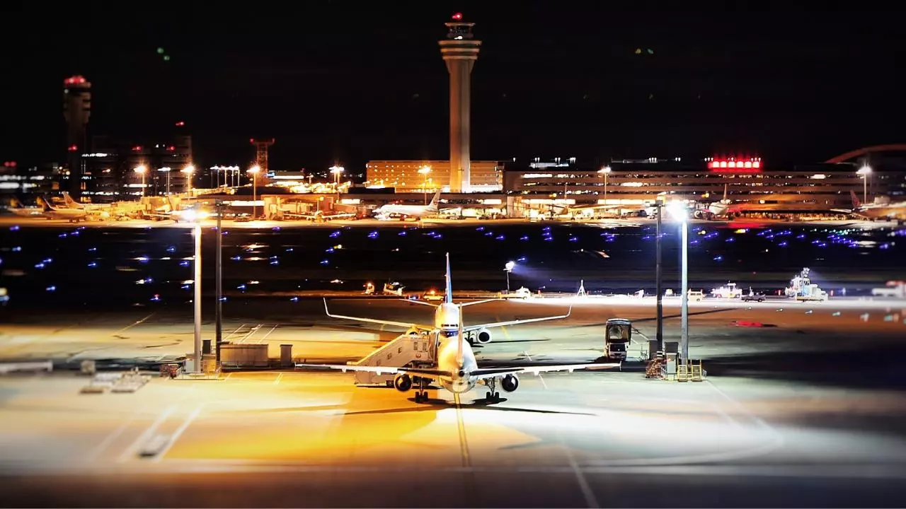 Condor Airlines YYZ Terminal - Toronto Pearson Intl. Airport