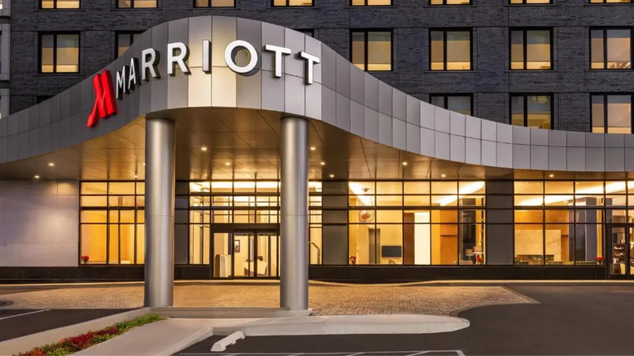 Courtyard Marriott New York JFK Airport Hotel