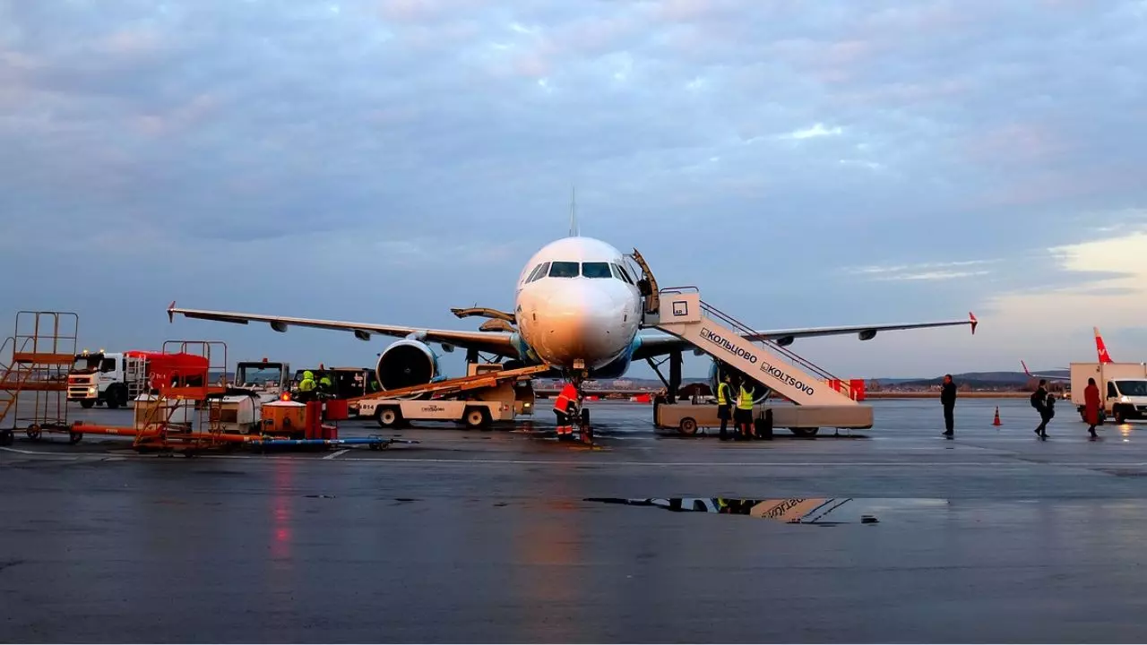 Spirit Airlines EWR Terminal - Newark Liberty International Airport