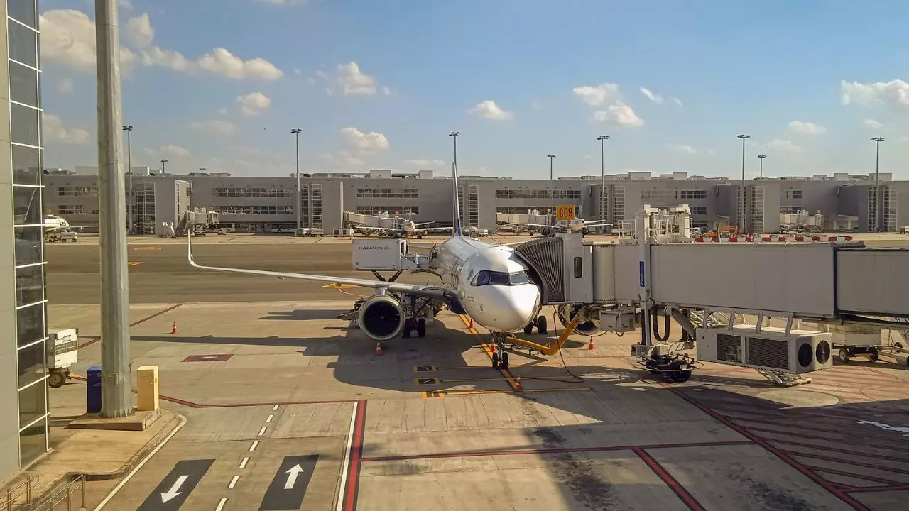 Eurowings Airlines Terminal Hamburg Airport (HAM)
