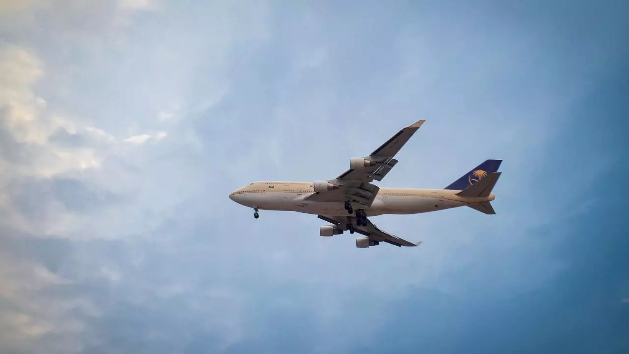 FinnAir LAX Terminal - Los Angeles International Airport