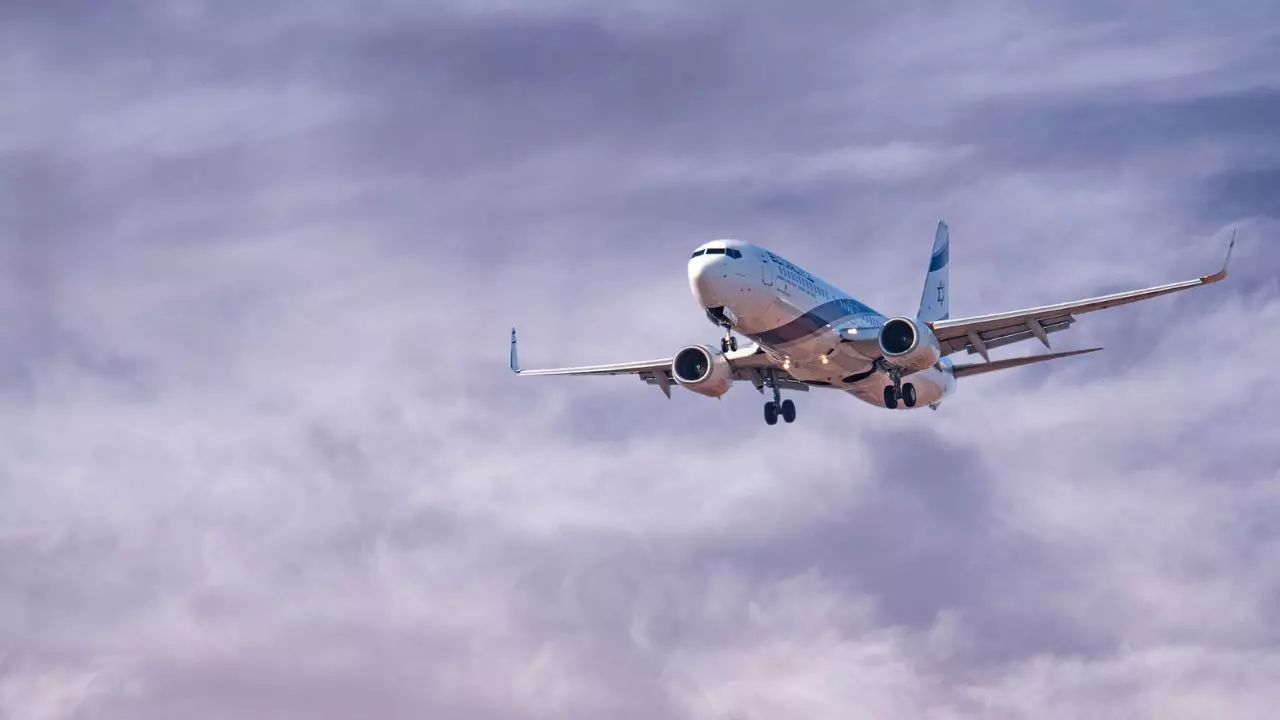 Southwest Airlines Terminal SAT San Antonio Intl. Airport +1866