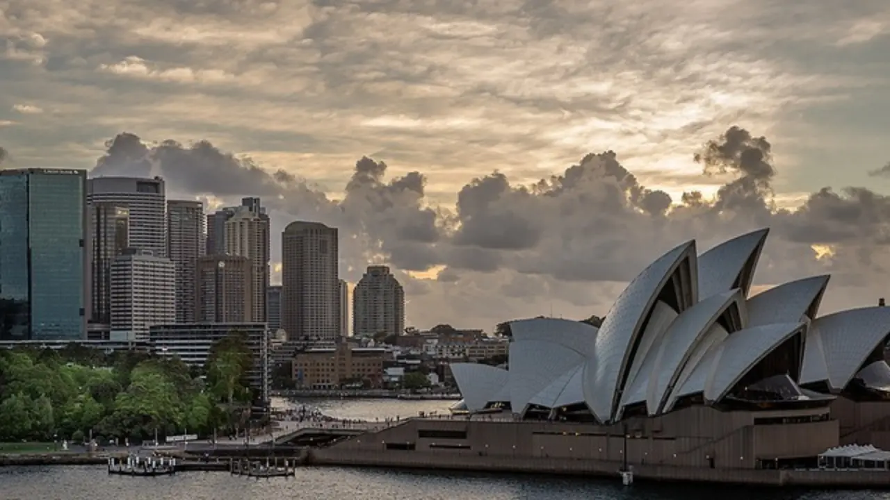 United Airlines Sydney Office