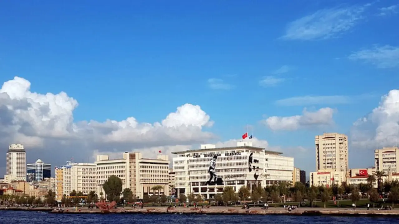 Turkish Airlines Izmir Office