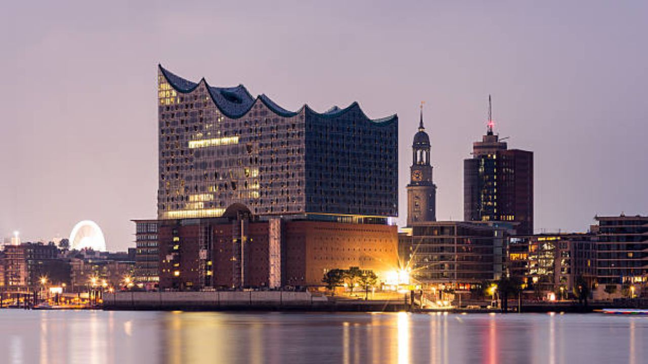 Turkish Airlines Hamburg Office