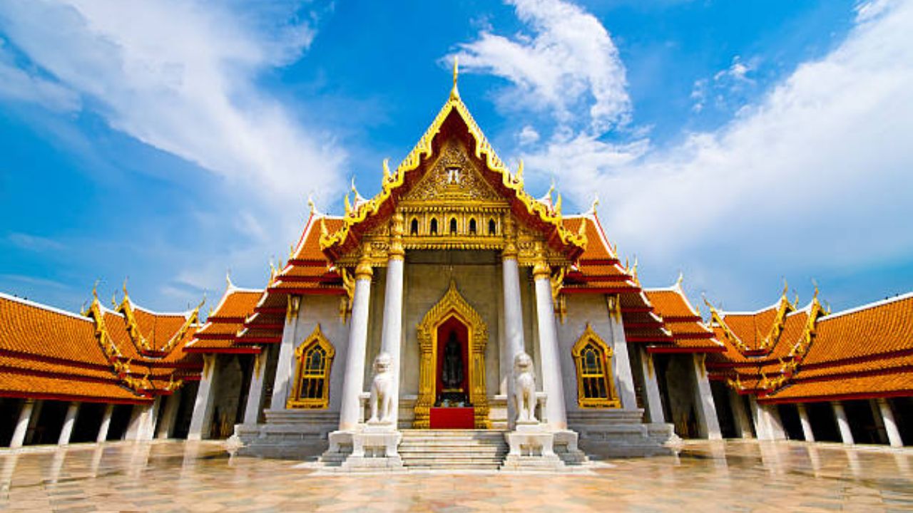 Emirates Bangkok Office