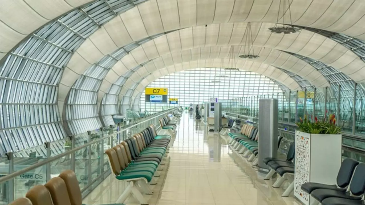 United Airlines ONT Terminal – Ontario International Airport