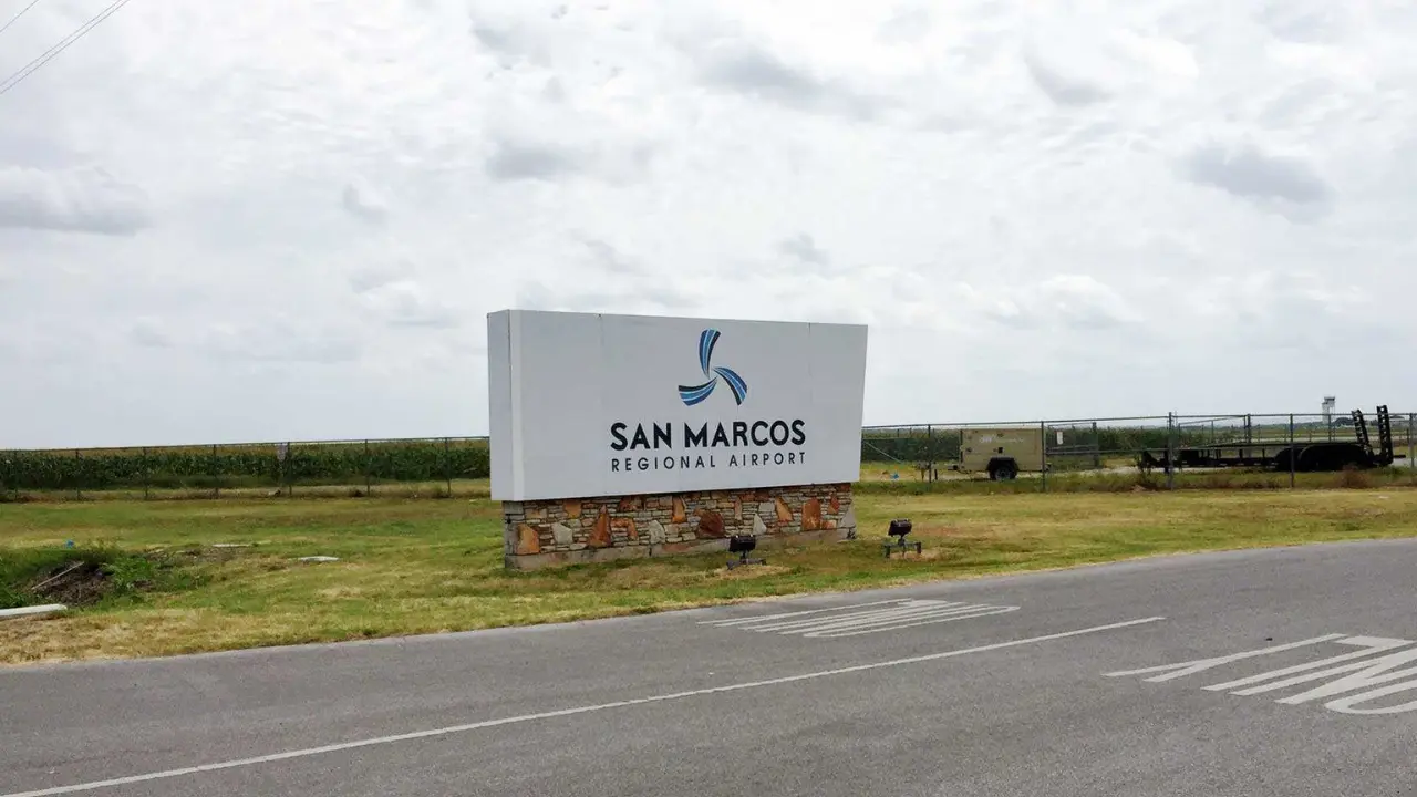 San Marcos Regional Airport (HYI)