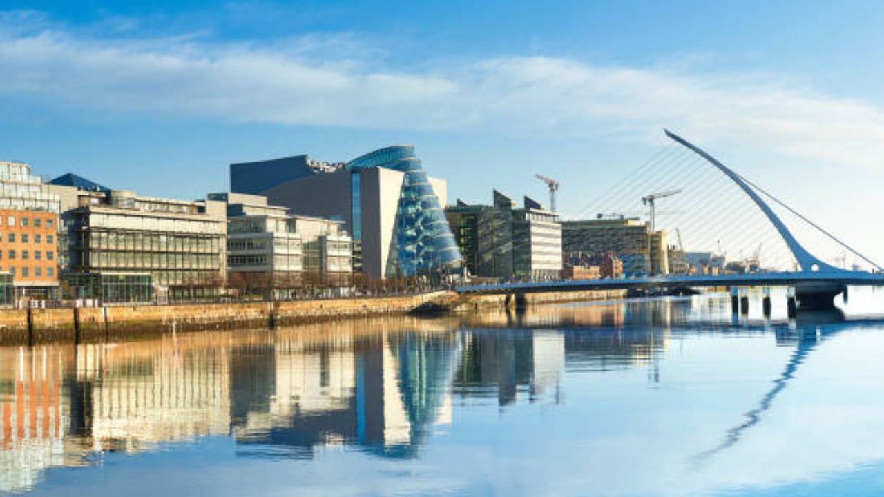 Qatar Airways Dublin Office