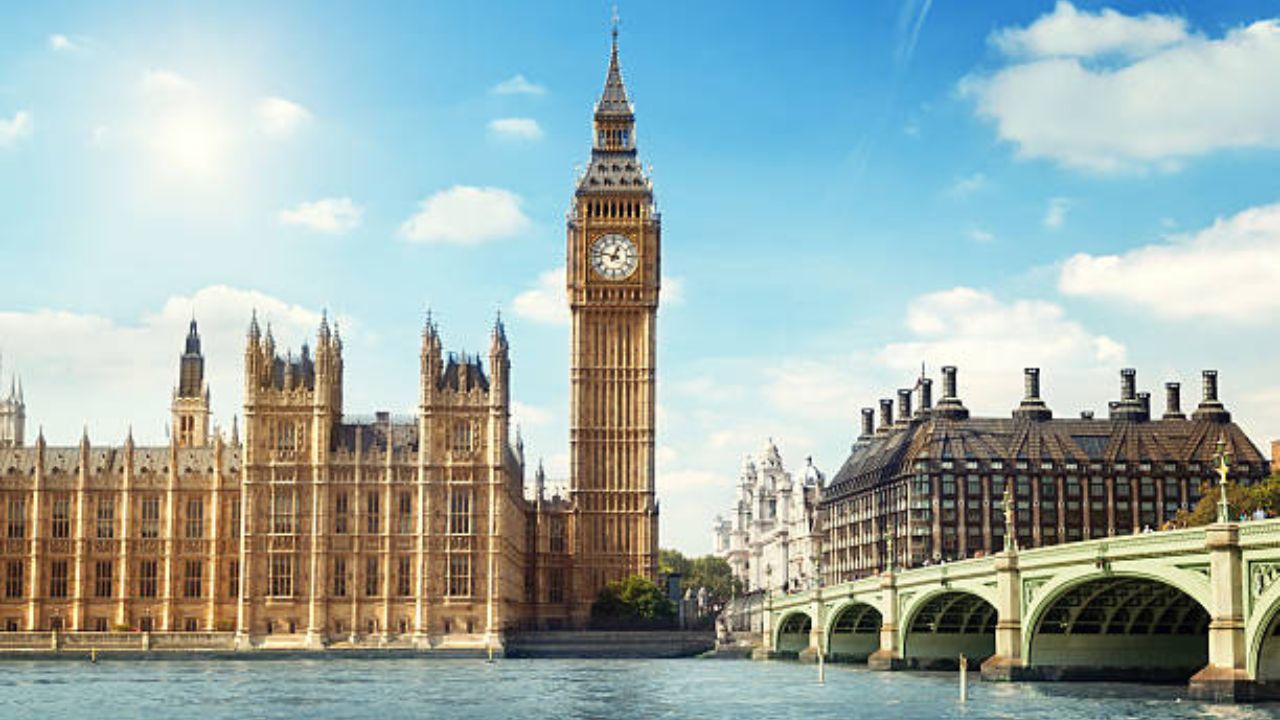 Qatar Airways London Office