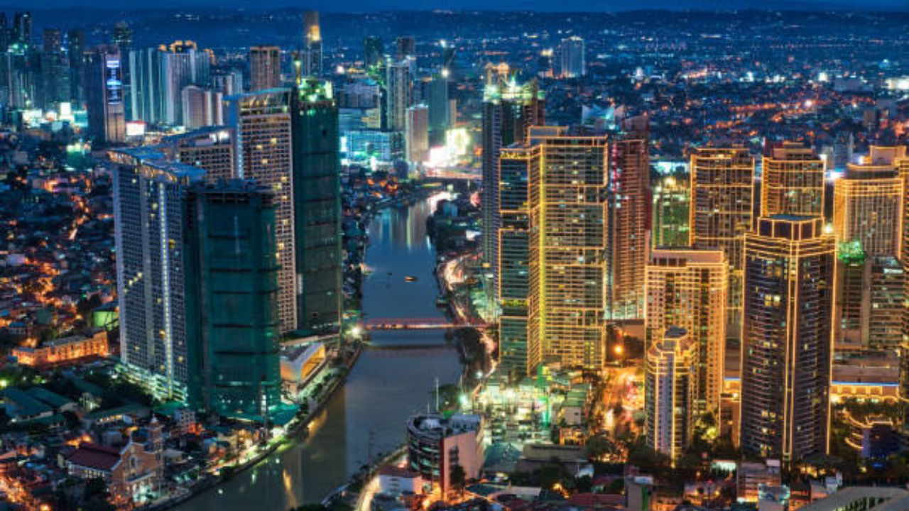 Qatar Airways Manila Office