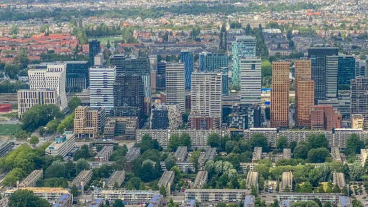 Qatar Airways Schiphol Office