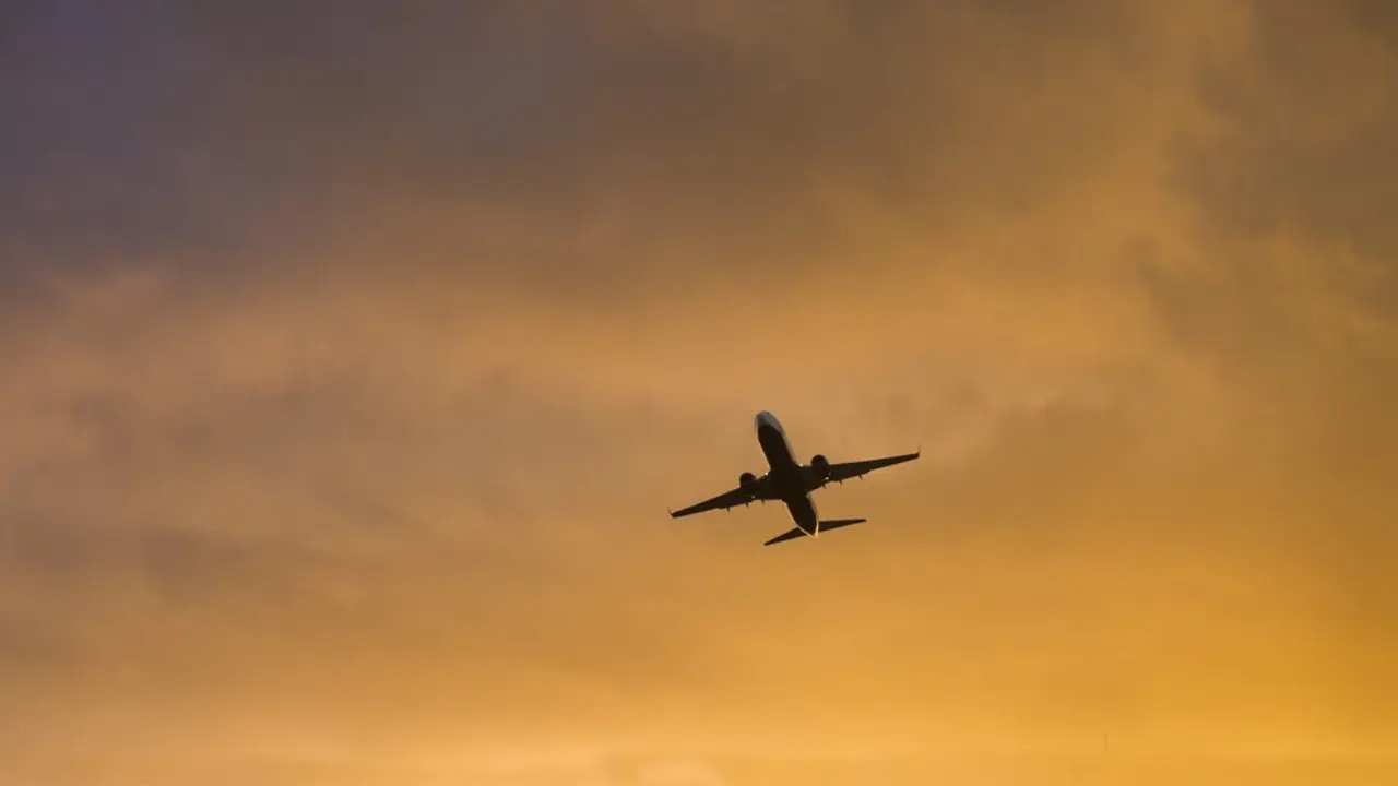 Volaris Terminal UPN – Uruapan Airport