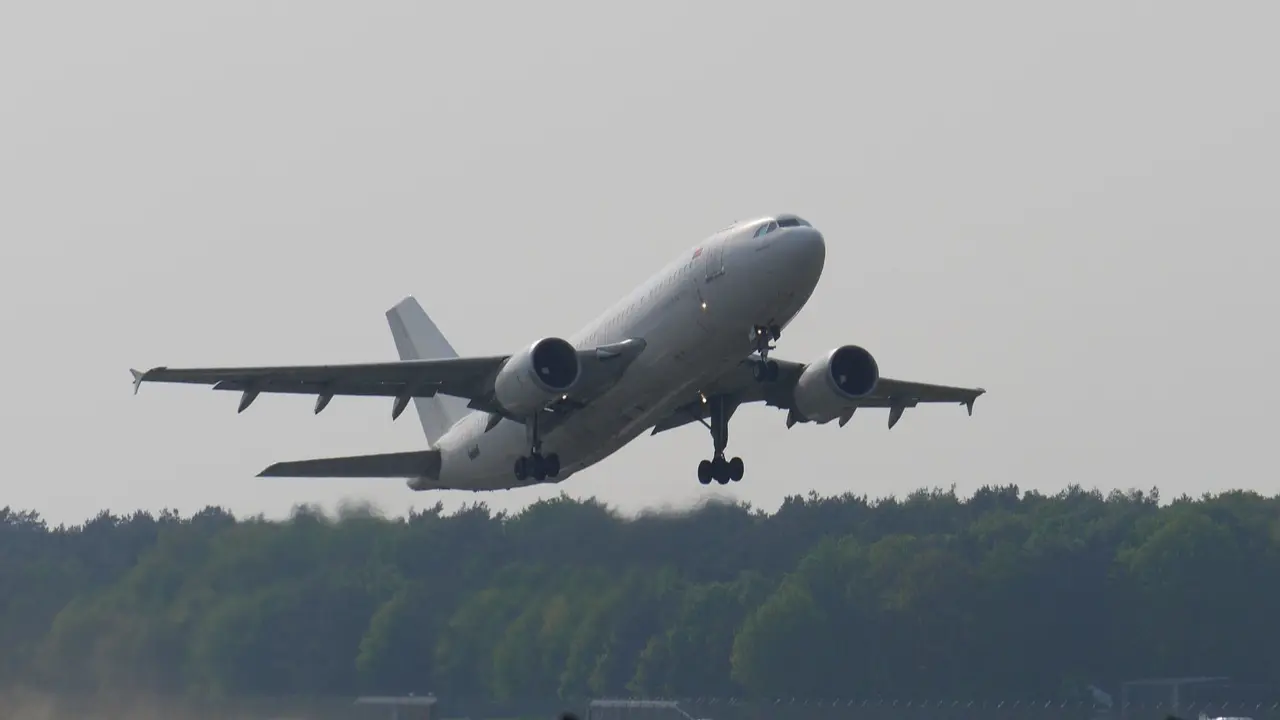 Volaris Terminal LTO – Loreto Airport