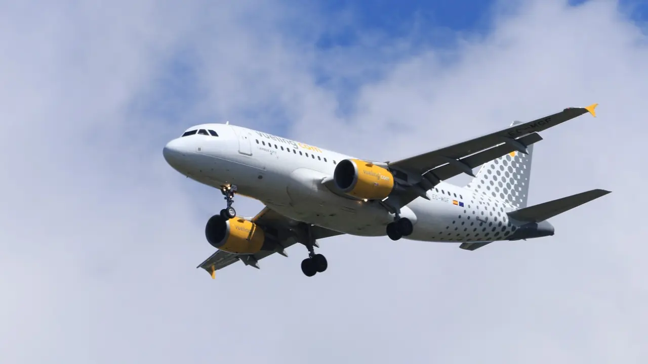 Volaris Terminal TGZ – Ángel Albino Corzo Airport