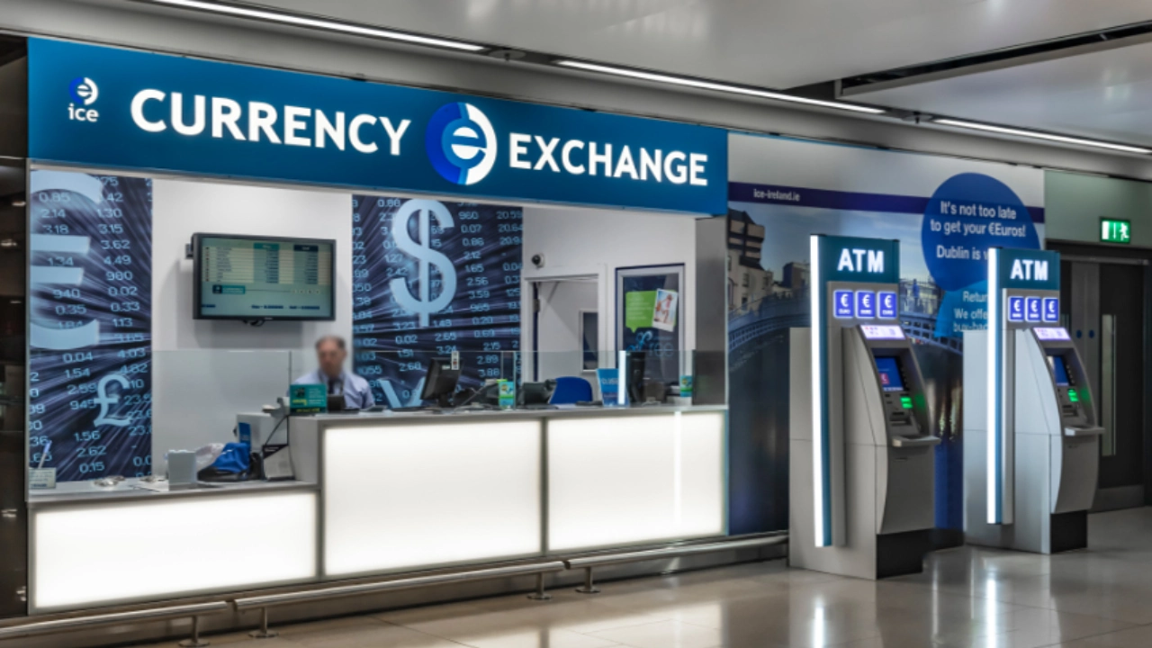 DTW Currency Exchange