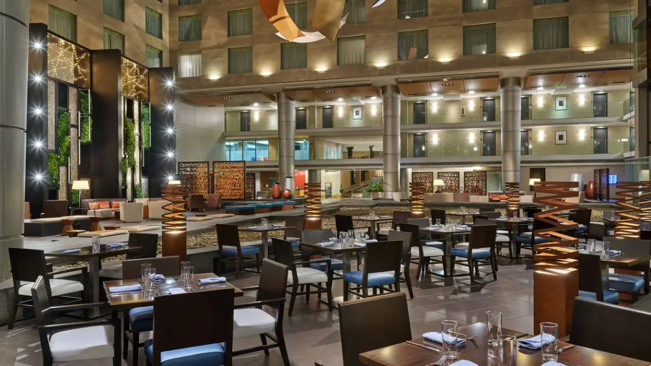 DTW Airport Restaurant/FOOD