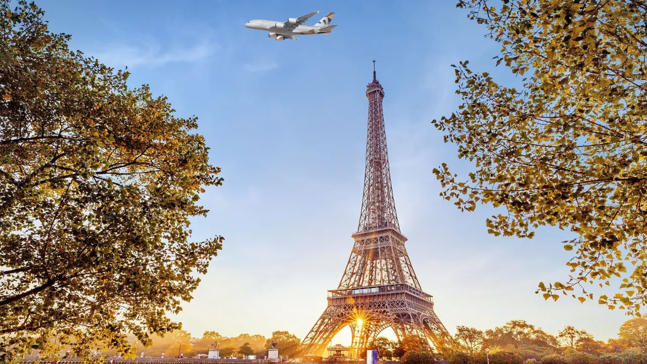 How to get from the Eiffel Tower to CDG Airport