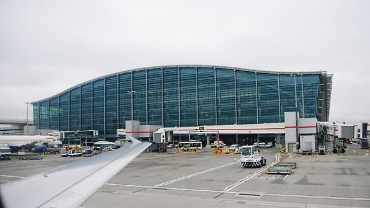 Heathrow International Airport (LHR)