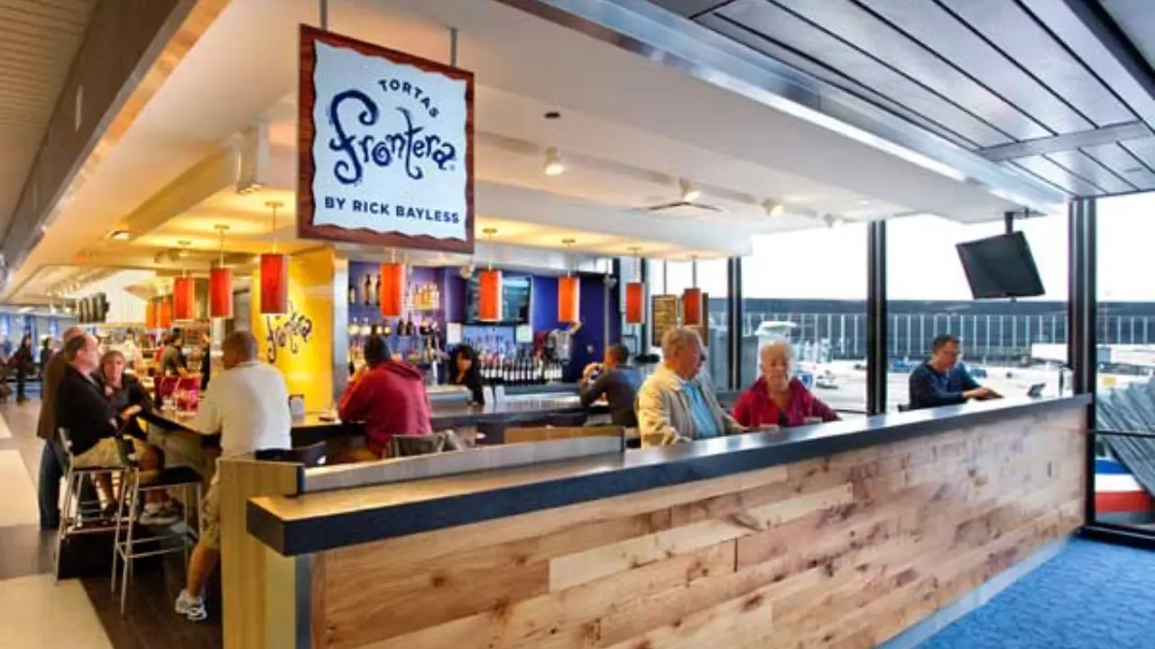 MDW Airport Restaurants & Food