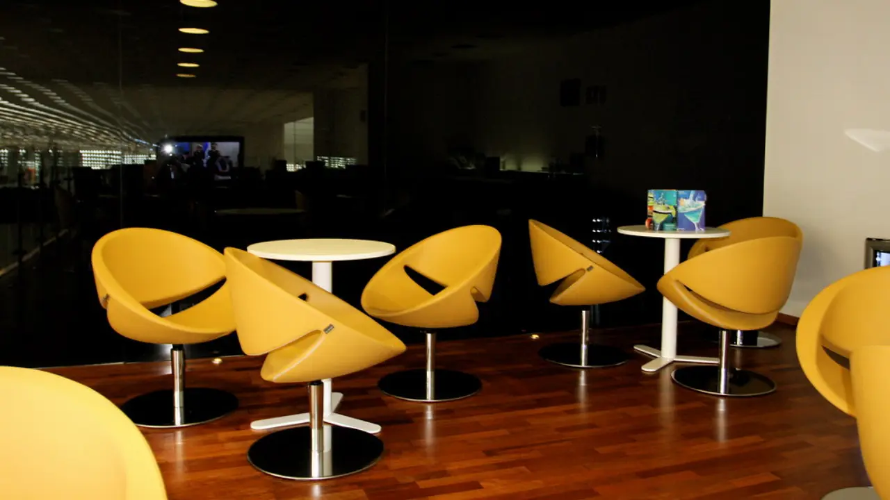 The Centurion Lounge at Los Angeles Airport