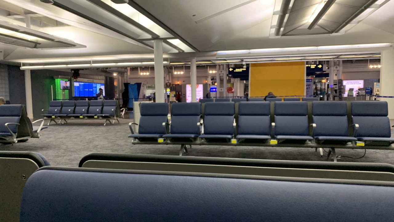chicago-o-hare-international-airport-ord-sleeping-pods-airwaysairports